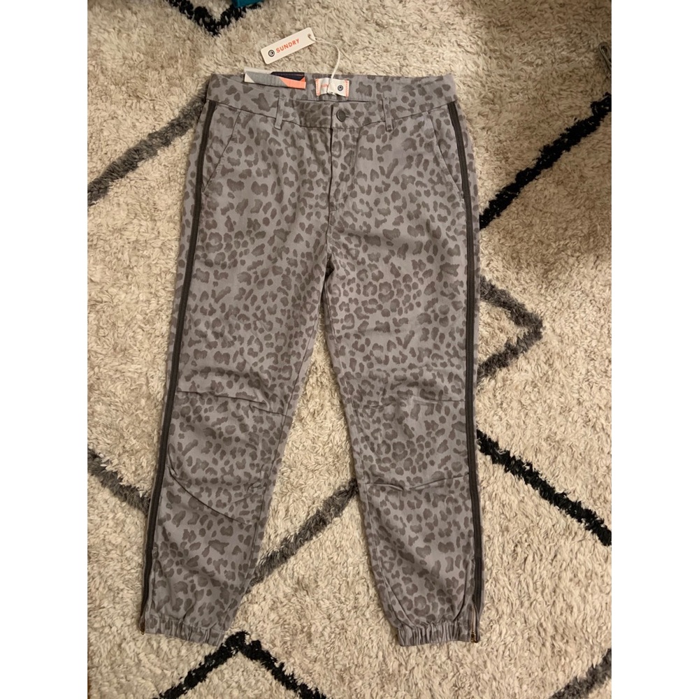 Sundry Jogger-Style Leopard Print Pants NWT